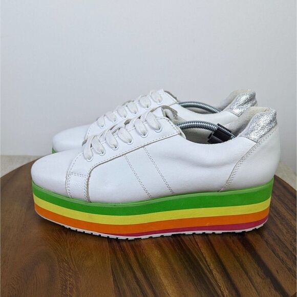 Very Volatile Womens Rainbow Platform Shoes White Lace Up Size 10 - Picture 3 of 9